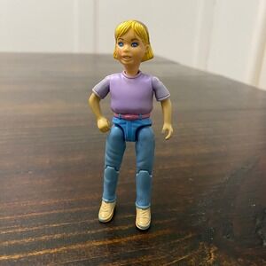 2001 Fisher-Price Loving Family Home & Stable Dollhouse Female Figurine